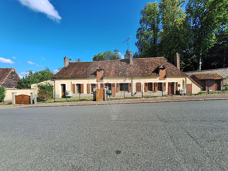 Maison en vente à SaintFargeau, Yonne 89 RE/MAX