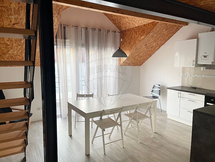 Condo/Apartment for rent in CorbeilEssonnes, Essonne 91 RE/MAX