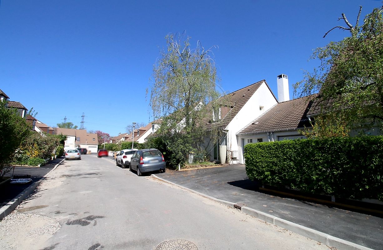 Maison 5 pièces 177 m² · à Villeneuve-la-Garenne · 177 m² · 450 000 €