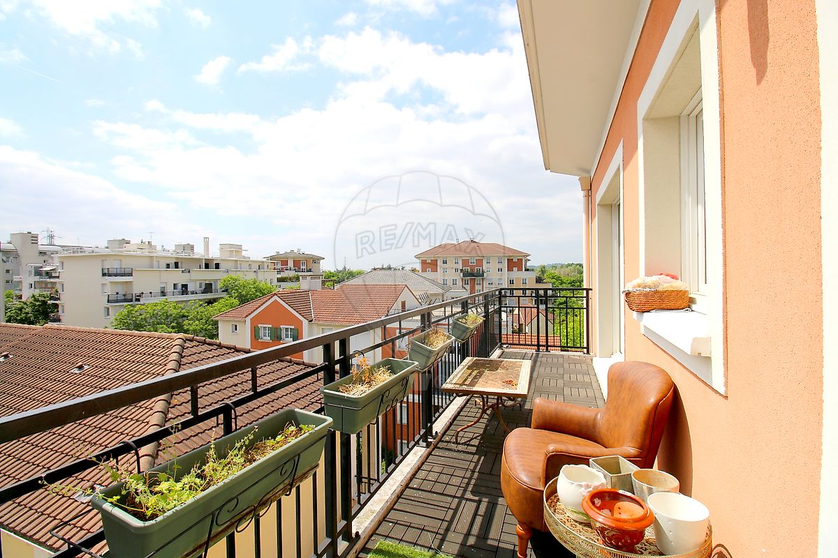 Appartement 4 pièces 66 m² · à Villeneuve-la-Garenne · 66 m² · 290 000 €