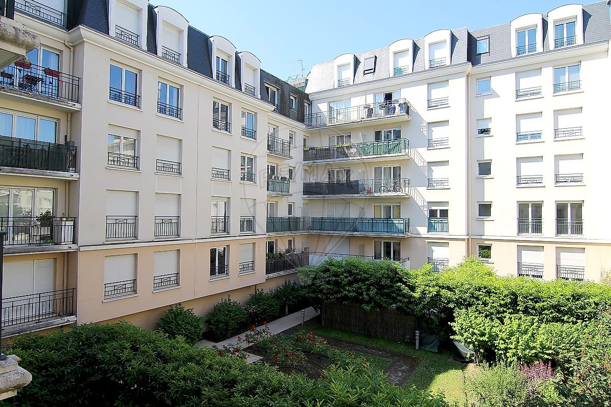 Appartement 4 pièces 83 m² · à Courbevoie · 83 m² · 549 000 €