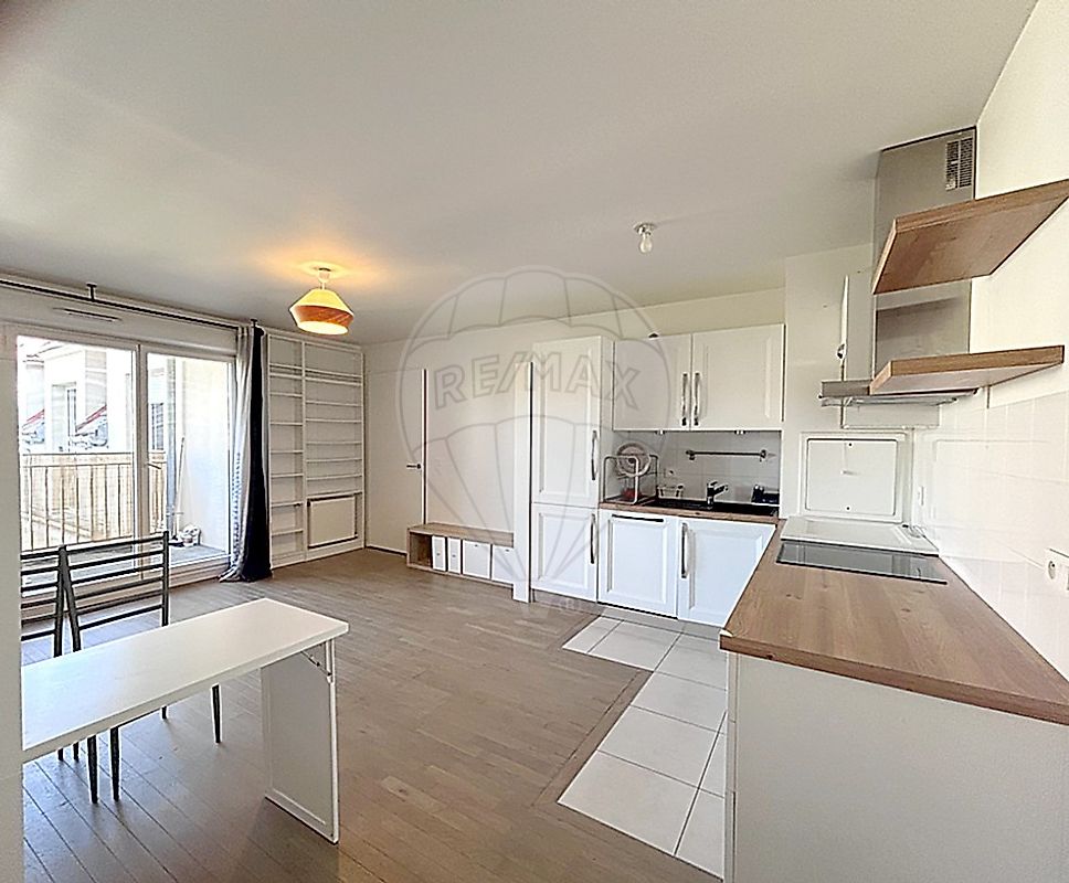 Appartement 3 pièces 53 m² · à Villeneuve-la-Garenne · 53 m² · 1 350 €