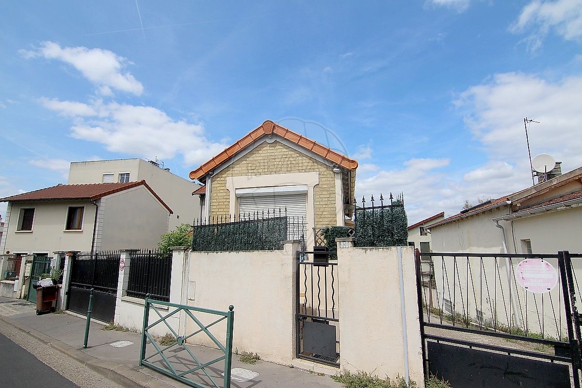 Maison 1 pièce 43 m² · à Colombes · 43 m² · 225 000 €