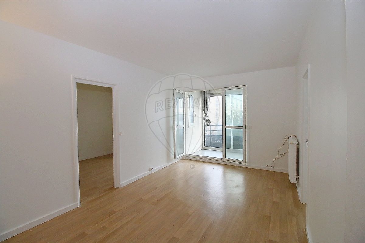 Appartement 2 pièces 48 m² · à Villeneuve-la-Garenne · 48 m² · 150 000 €