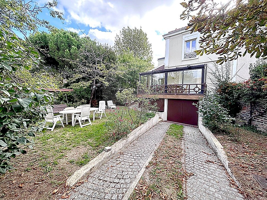 Maison 6 pièces 183 m² · à Colombes · 183 m² · 639 000 €