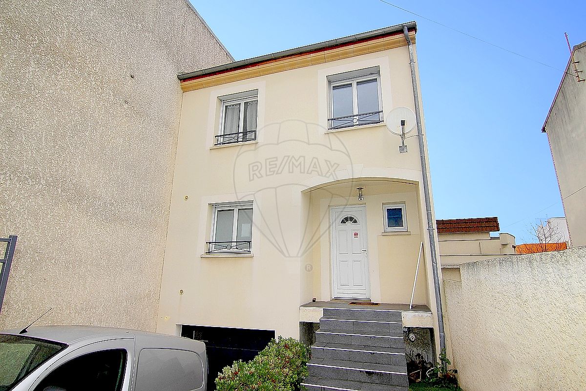 Maison 2 pièces 210 m² · à Colombes · 210 m² · 690 000 €
