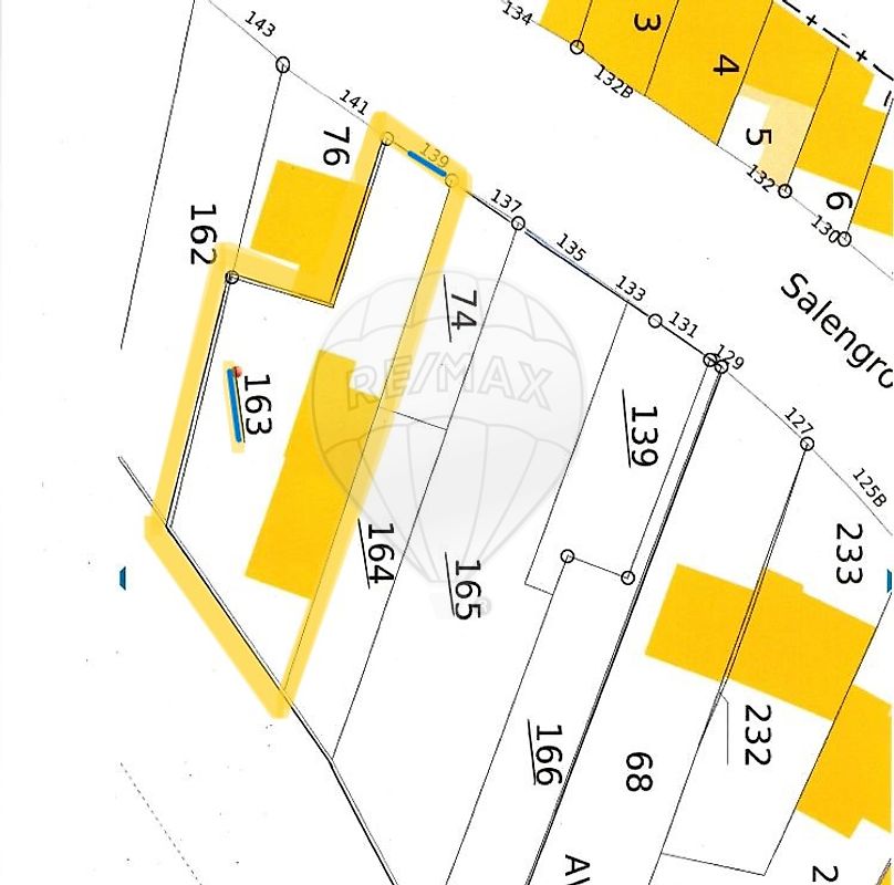 Terrain 427 m² · à Noisy-le-Sec · 427 m² · 224 000 €