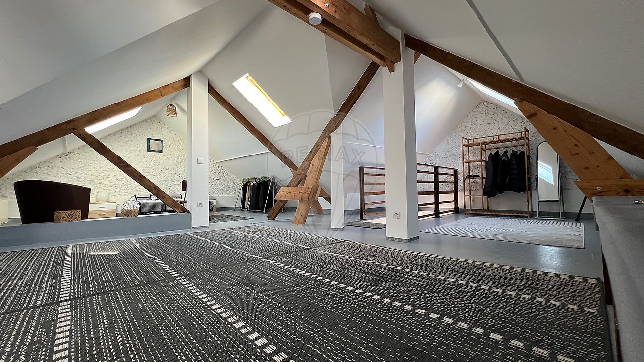Maison 6 pièces 160 m² · à Villeneuve-Saint-Georges · 160 m² · 499 000 €