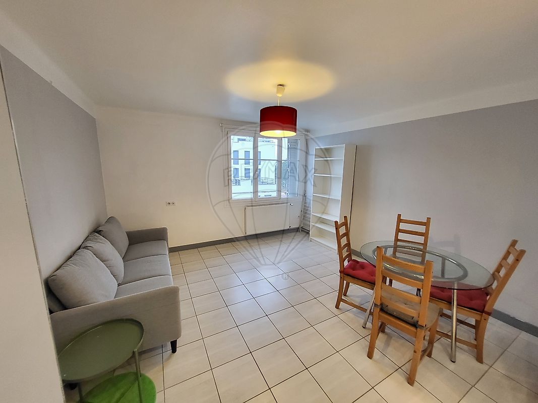 Appartement 4 pièces 68 m² · à Lyon 8ème · 68 m² · 9 509 955 €/mois