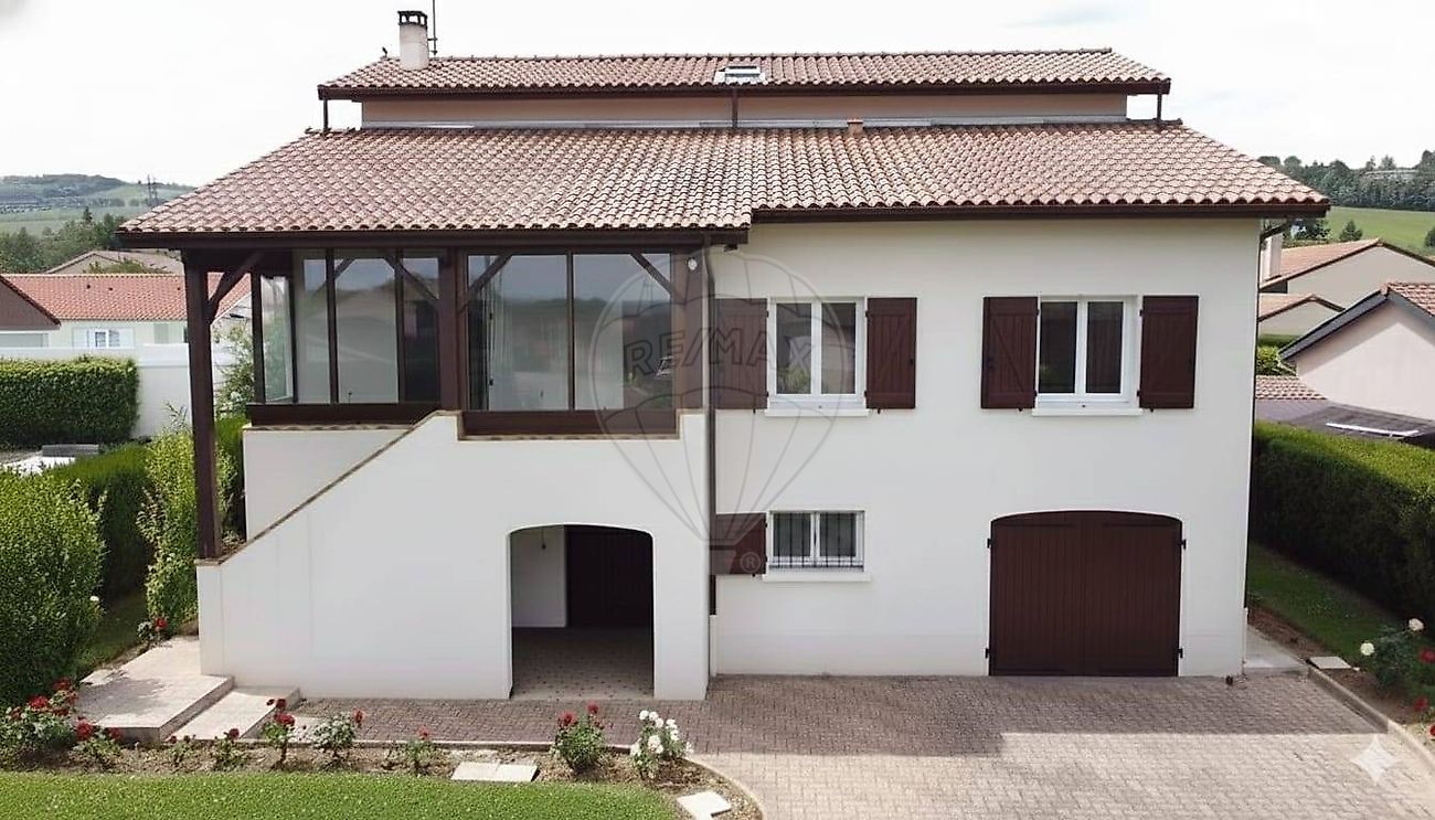 Maison 7 pièces 140 m² · à Anse · 140 m² · 390 000 €
