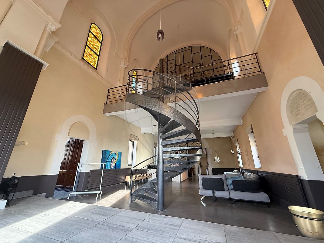Appartement 13 pièces 280 m² · à Villefranche-sur-Saône · 280 m² · 525 000 €