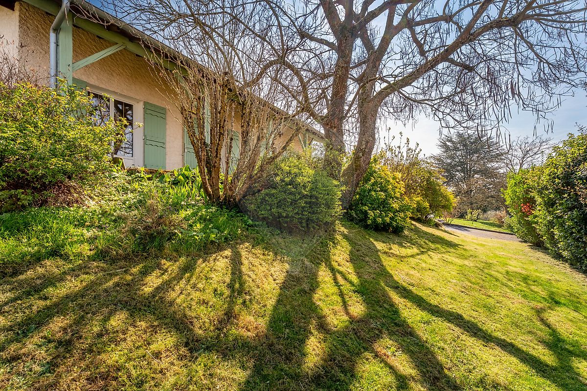 Maison 5 pièces 106 m² · à Frans · 106 m² · 349 000 €