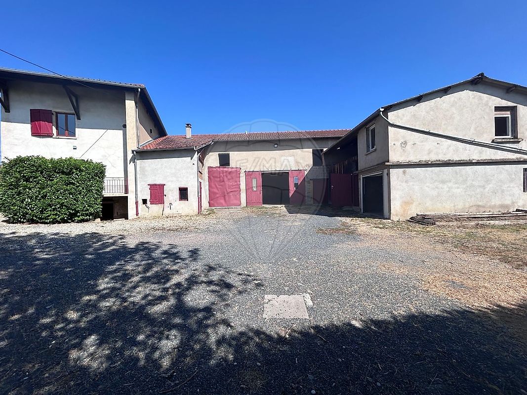 Maison 115 m² · à Blacé · 115 m² · 270 000 €