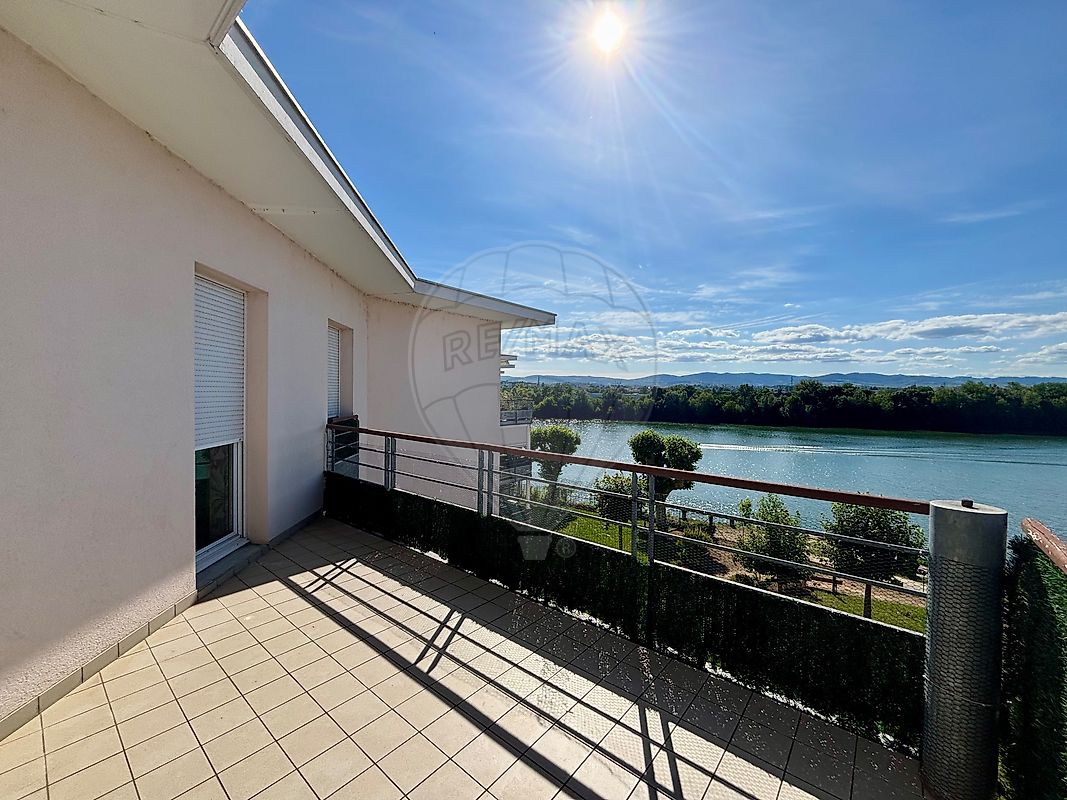 Appartement 3 pièces 58 m² · à Jassans-Riottier · 58 m² · 215 000 €