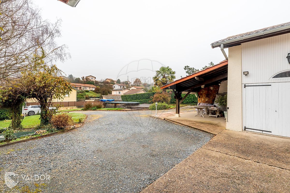 Maison 5 pièces 150 m² · à Frans · 150 m² · 360 000 €