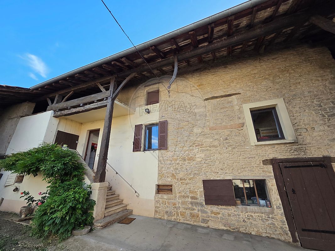 Maison 92 m² · à Limas · 92 m² · 978 €