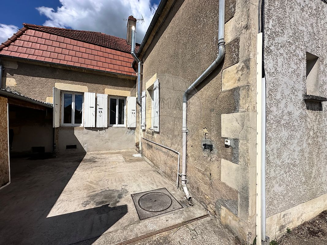 Maison 4 pièces 74 m² · à Nevers · 74 m² · 65 000 €
