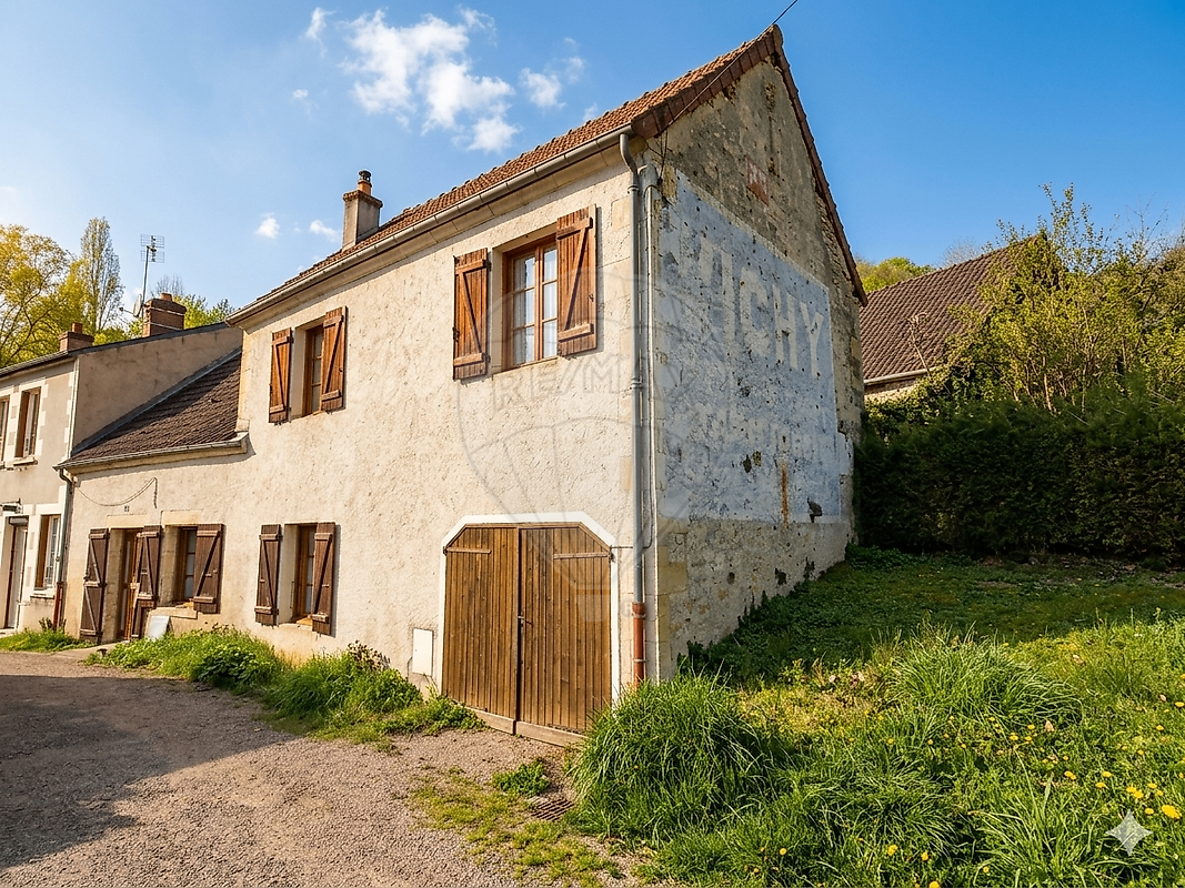 Maison 5 pièces 101 m² · à Prémery · 101 m² · 64 900 €
