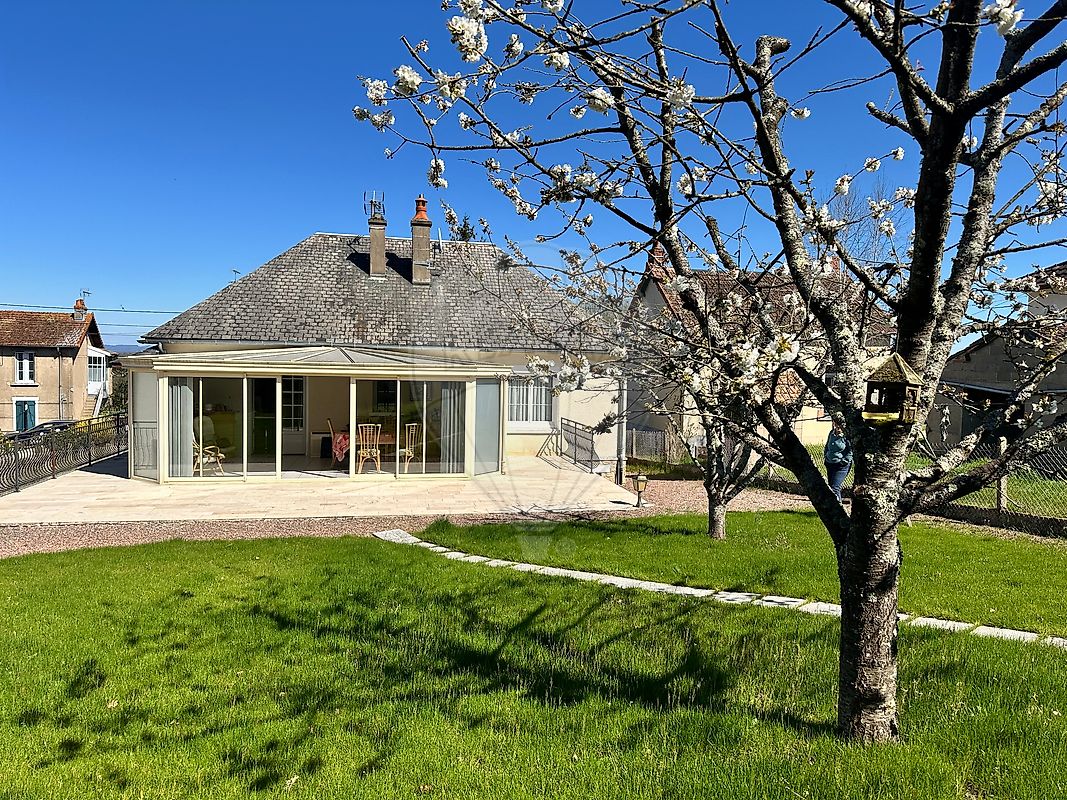 Maison 5 pièces 113 m² · à Cercy-la-Tour · 113 m² · 129 900 €