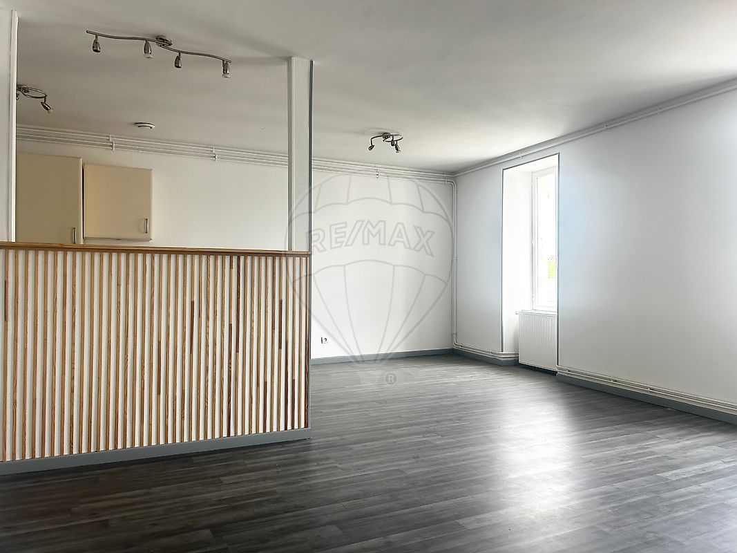 Appartement 4 pièces 79 m² · à Nevers · 79 m² · 750 €