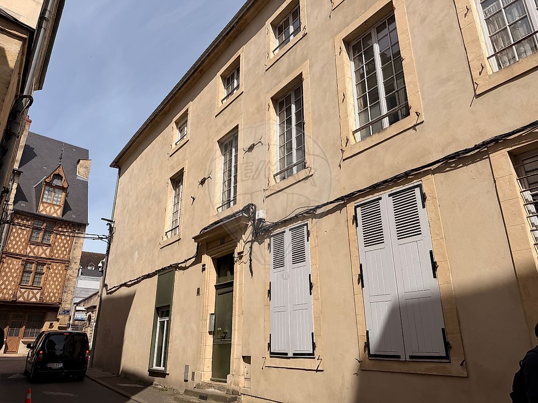 Immeuble 2 pièces 310 m² · à Nevers · 310 m² · 399 000 €