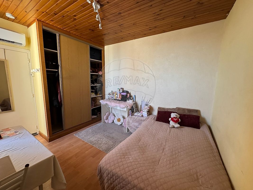 Appartement 1 pièce 17 m² · à Nevers · 17 m² · 260 €
