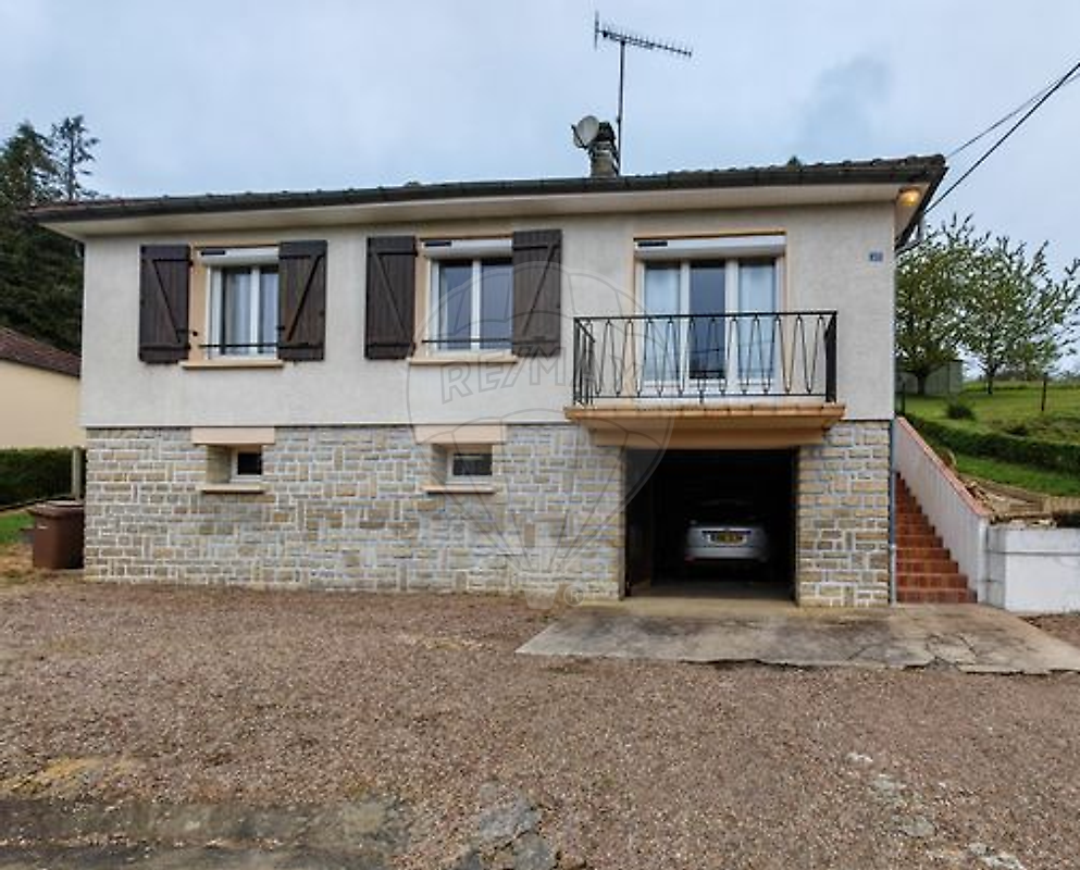 Maison 4 pièces 65 m² · à Prémery · 65 m² · 74 900 €