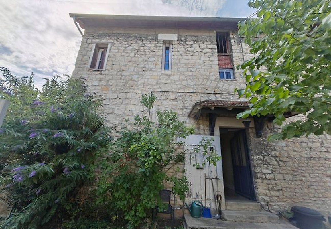 Appartement 90 m² · à Nevers · 90 m² · 59 900 €
