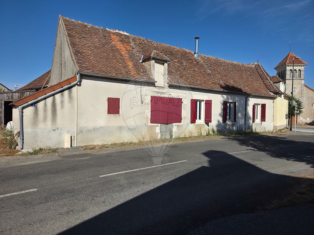 Maison 82 m² · à Saint-Germain-Chassenay · 82 m² · 42 000 €