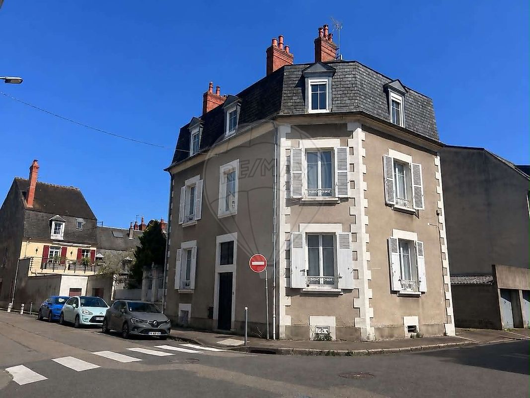Immeuble 156 m² · à Nevers · 156 m² · 199 000 €