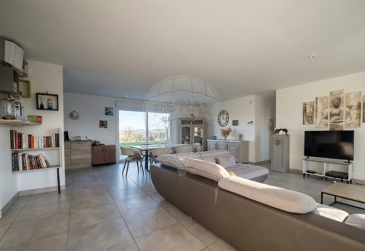 Maison 109 m² · à Lurcy-le-Bourg · 109 m² · 164 500 €