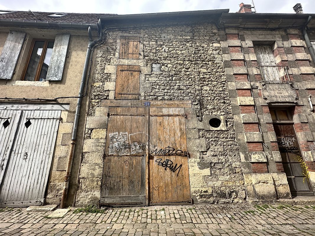 Stationnement à vendre - Nevers · 76 m² · 34 000 €