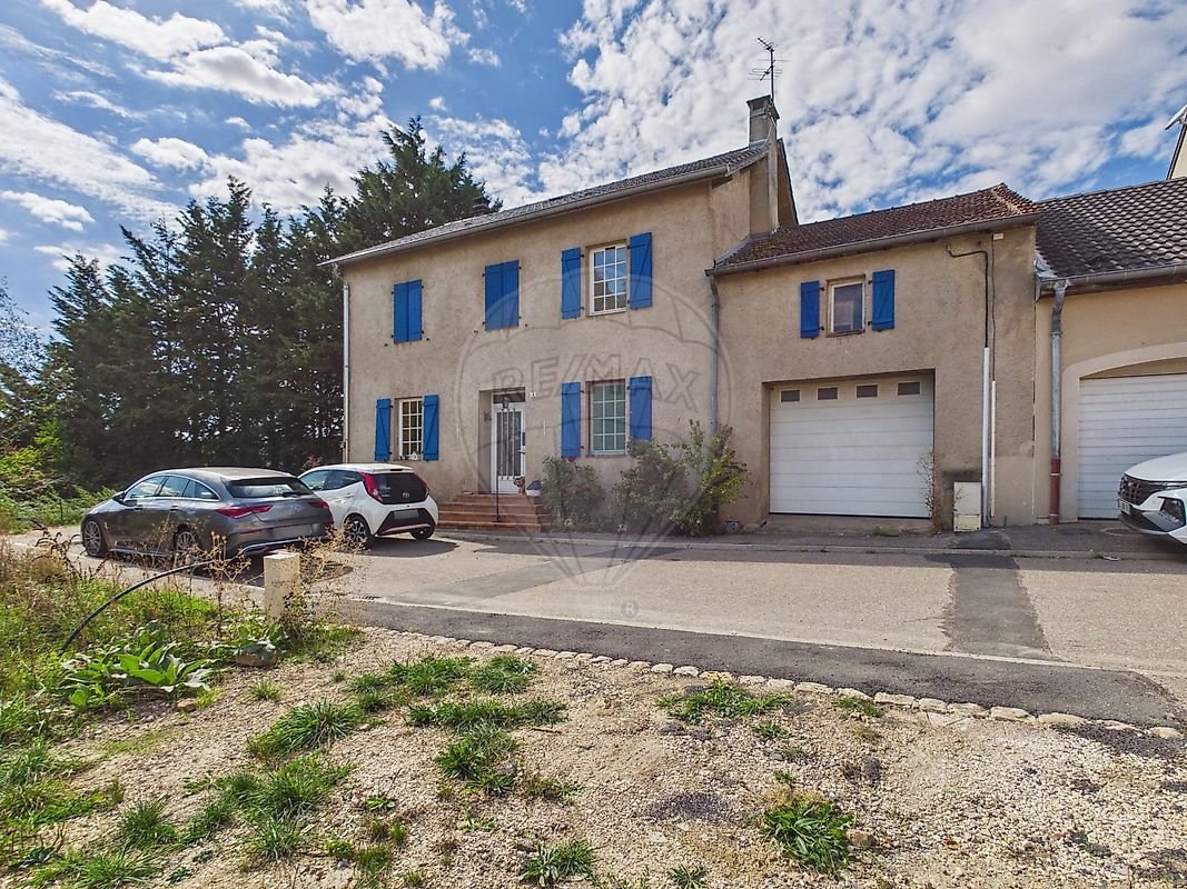 Maison 6 pièces 110 m² · à Basse-Rentgen · 110 m² · 299 000 €