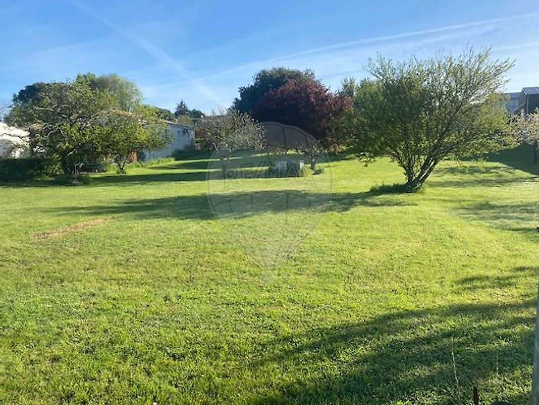 Terrain 819 m² · à Les Mathes · 819 m² · 190 000 €