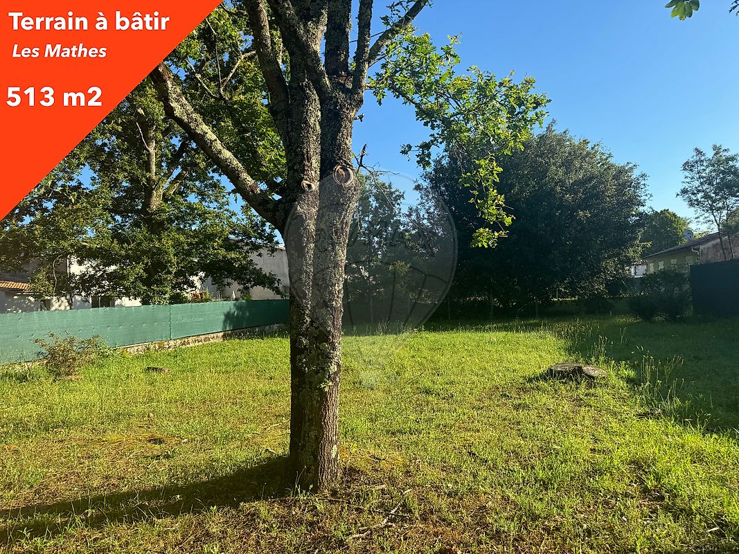 Terrain à vendre - Les Mathes · 117 000 €