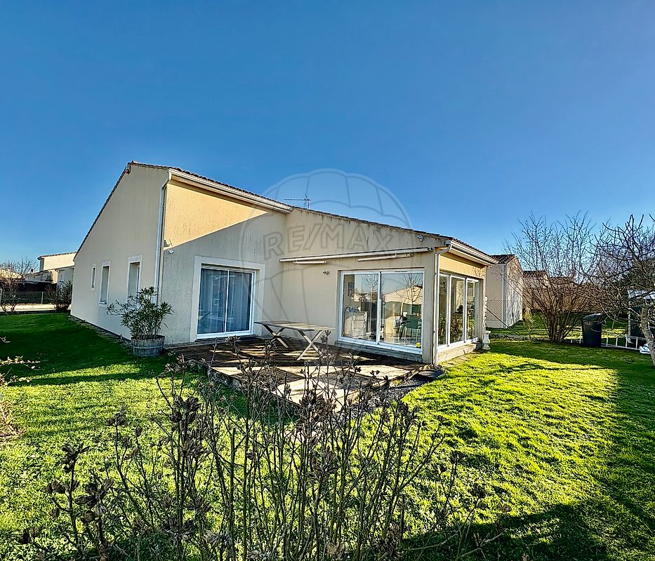 Maison 127 m² · à Saintes · 127 m² · 299 500 €