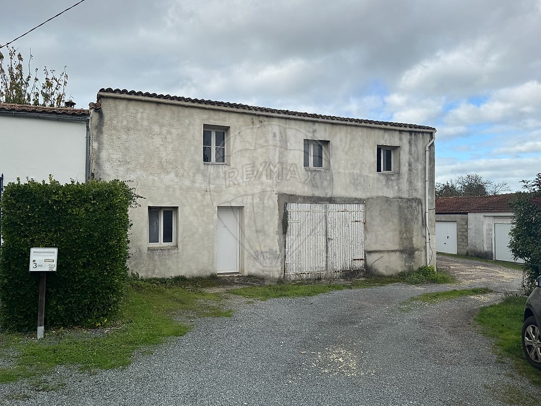 Immeuble 174 m² · à Arvert · 174 m² · 87 000 €