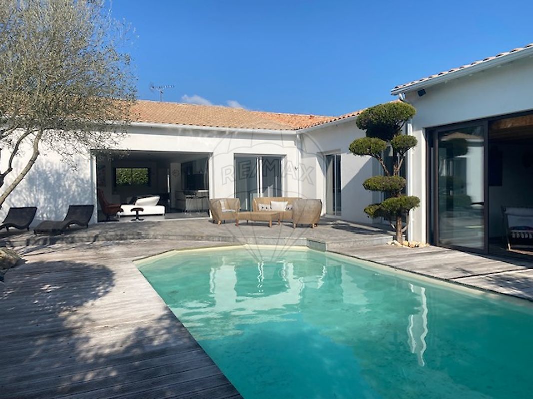 Maison 7 pièces 186 m² · à Médis · 186 m² · 468 000 €