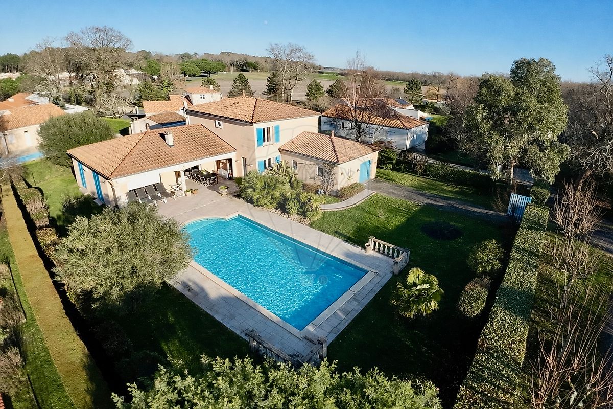 Maison 177 m² · à Les Mathes · 177 m² · 599 900 €