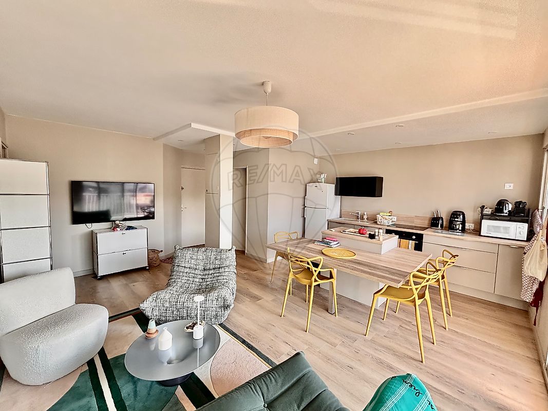 Appartement 4 pièces 54 m² · à Saint-Palais-sur-Mer · 54 m² · 285 000 €