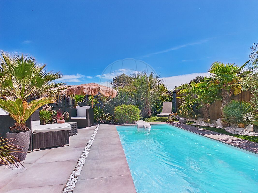 Maison 84 m² · à Les Mathes · 84 m² · 365 000 €