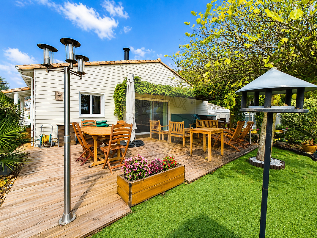 Maison 11 pièces 131 m² · à Les Mathes · 131 m² · 415 000 €