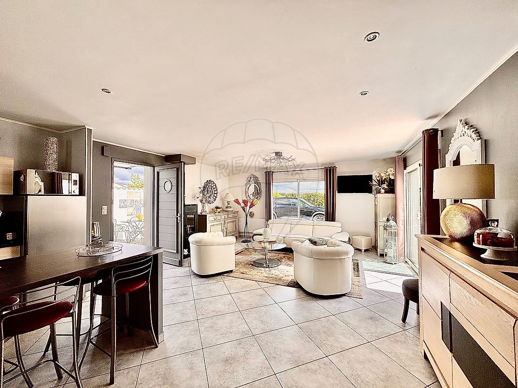 Maison 6 pièces 118 m² · à Saint-Sulpice-de-Royan · 118 m² · 389 800 €
