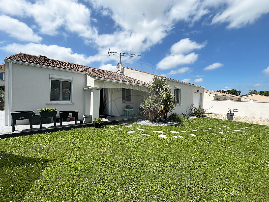 Maison 5 pièces 112 m² · à Le Chay · 112 m² · 322 000 €