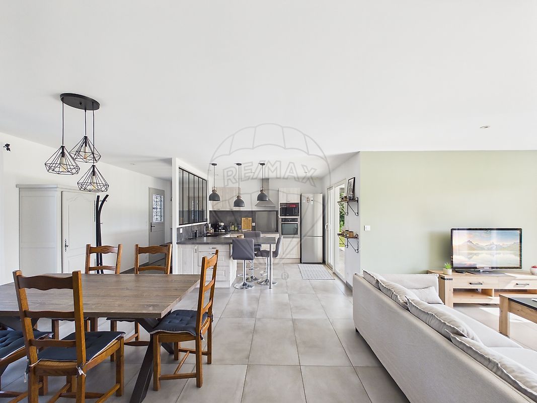 Maison 107 m² · à Le Grand-Village-Plage · 107 m² · 394 000 €