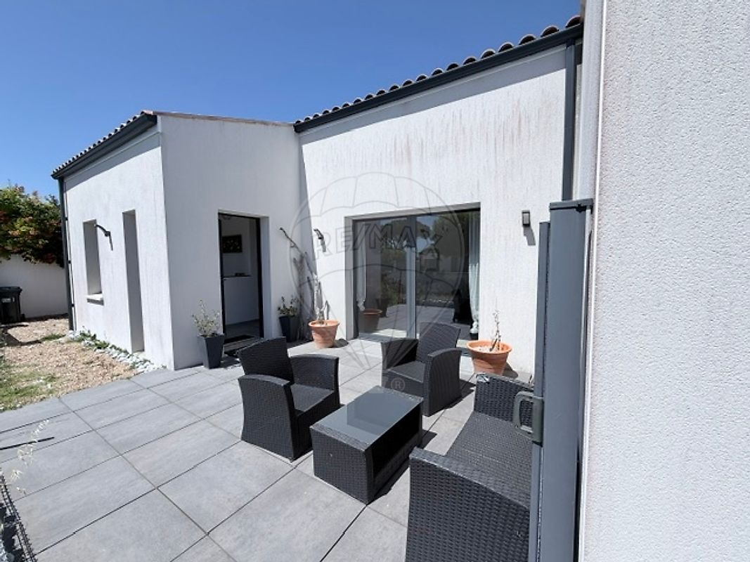 Maison 3 pièces 316 m² · à Vaux-sur-Mer · 316 m² · 357 000 €
