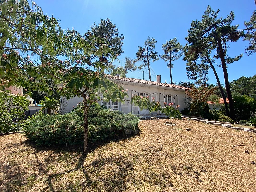 Maison 7 pièces 185 m² · à Saint-Georges-de-Didonne · 185 m² · 498 000 €
