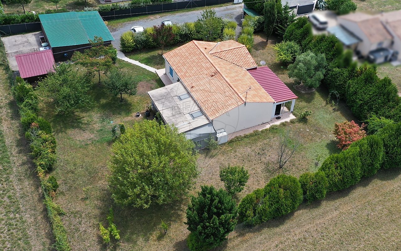 Maison 96 m² · à Saint-Léger · 96 m² · 239 000 €