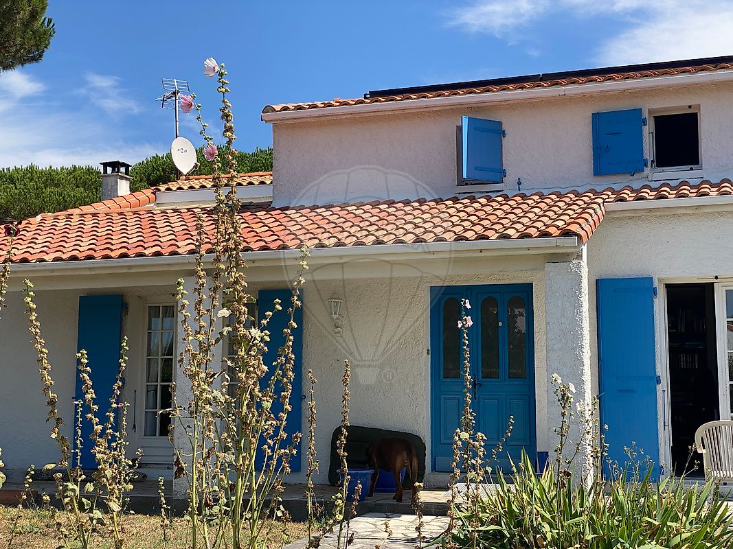 Maison 8 pièces 152 m² · à Vaux-sur-Mer · 152 m² · 716 220 €