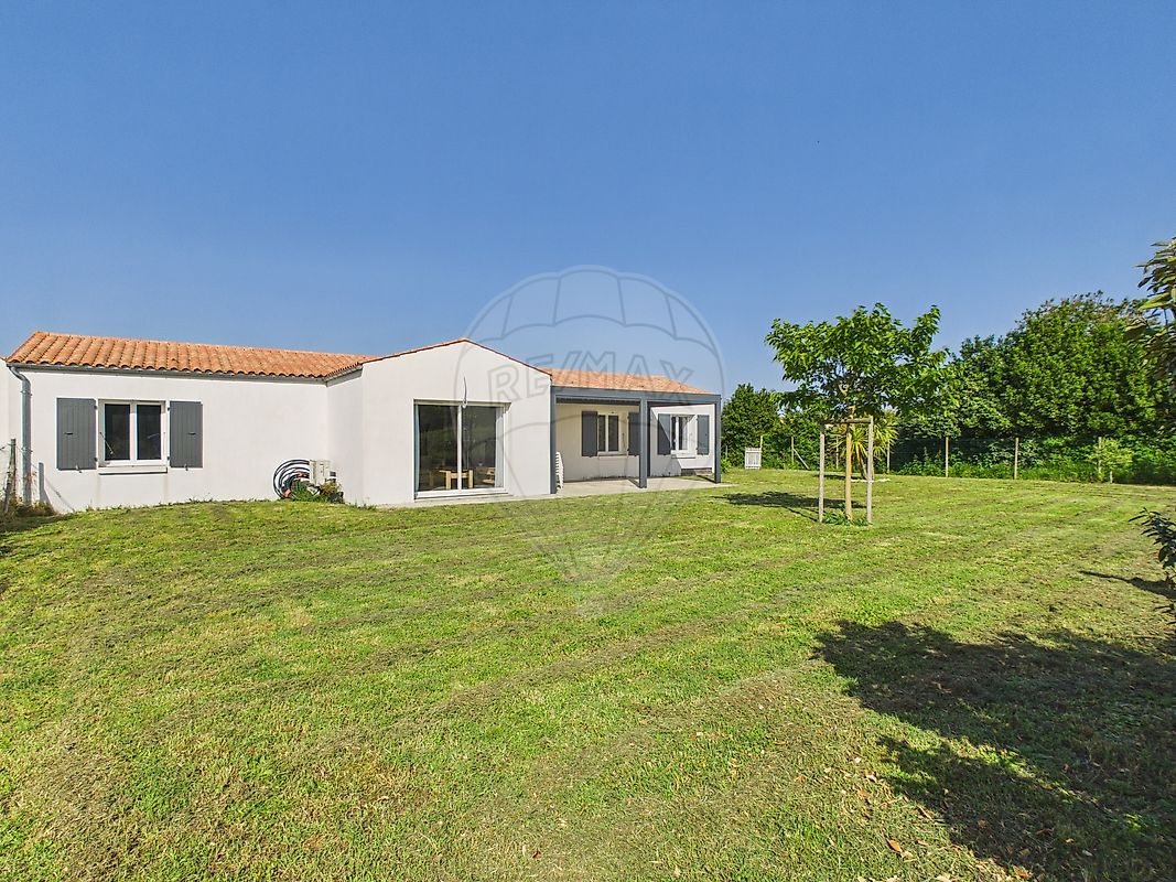 Maison 107 m² · à Le Grand-Village-Plage · 107 m² · 394 000 €